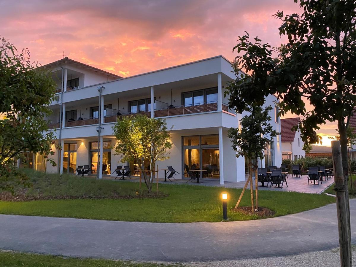 Bachhof Resort Hotel Kirchroth Exterior photo